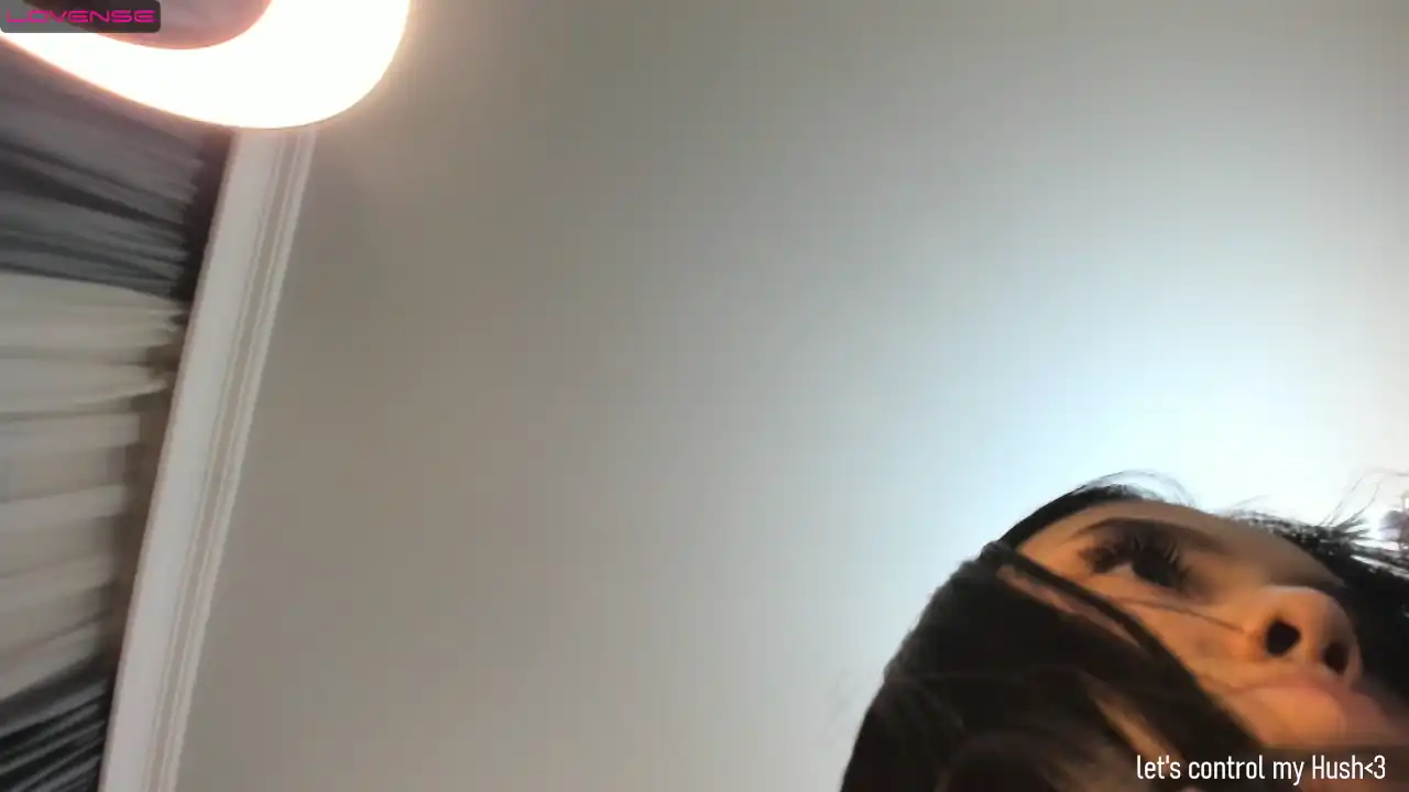 Emma_clarc – Myfreecams Live Show Record – 2026-05-14 21:05:18