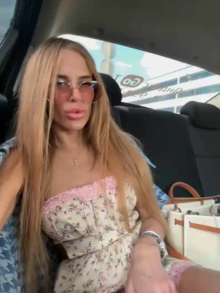 Blondinochkaa – Bongacams Live Show Record – 2025-02-14 22:15:00