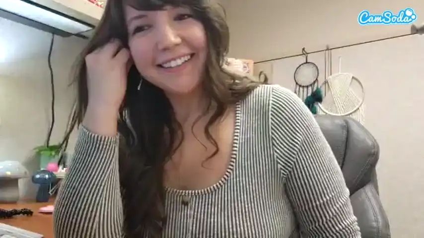 Norabigbutt23 – Camsoda Live Show Record – 2025-06-26 00:08:46