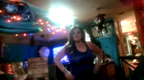 Yourwifey – Stripchat Live Show Record – 2026-02-02 10:35:01