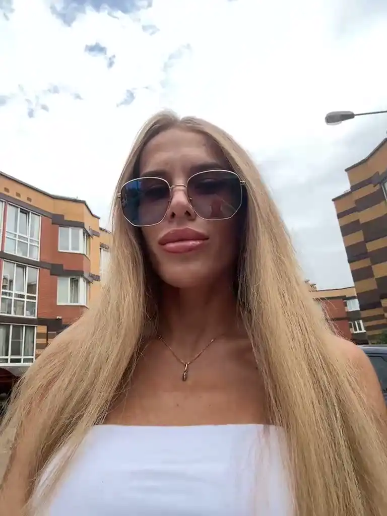 Blondinochkaa – Bongacams Live Show Record – 2026-03-21 21:31:13