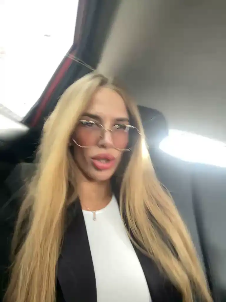Blondinochkaa – Bongacams Live Show Record – 2026-06-15 03:51:03