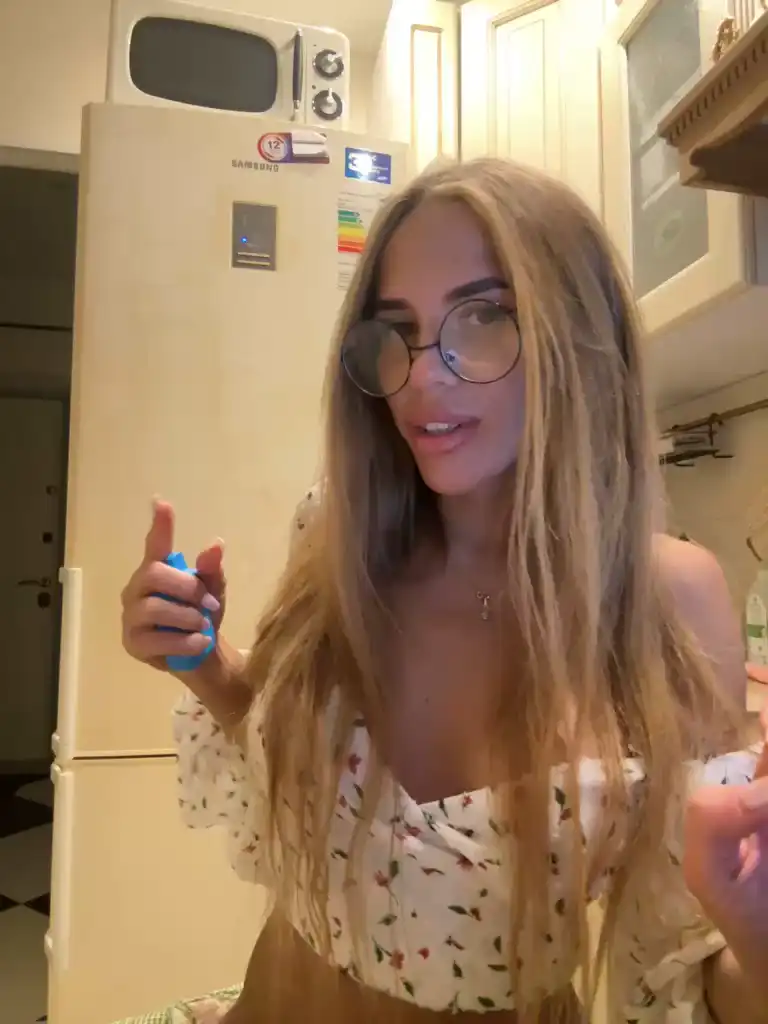 Blondinochkaa – Bongacams Live Show Record – 2026-07-24 15:48:04