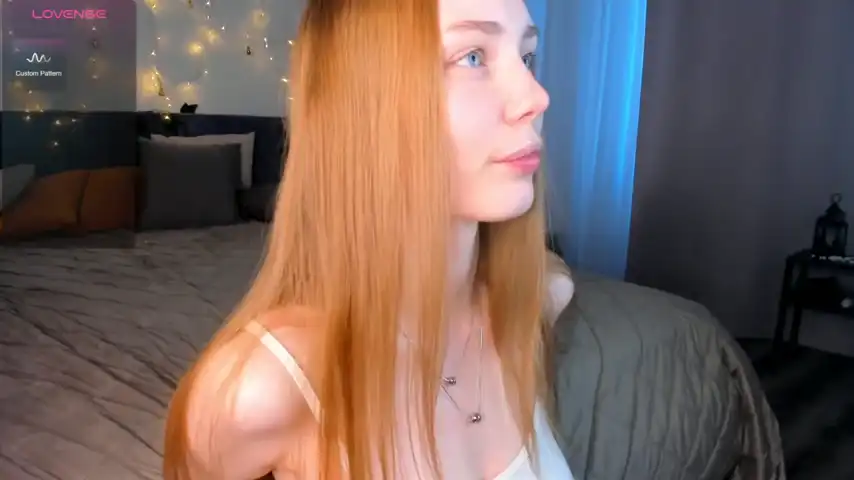 Soniascott – Stripchat Live Show Record – 2025-10-07 08:28:24