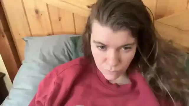 Trixiegirl3 – Myfreecams Live Show Record – 2025-02-15 00:08:07