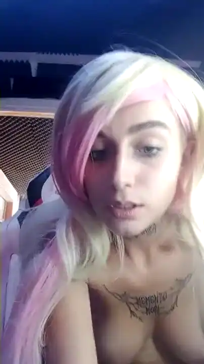 Sicksauer – Amateur.tv Live Show Record – 2025-04-11 19:05:39