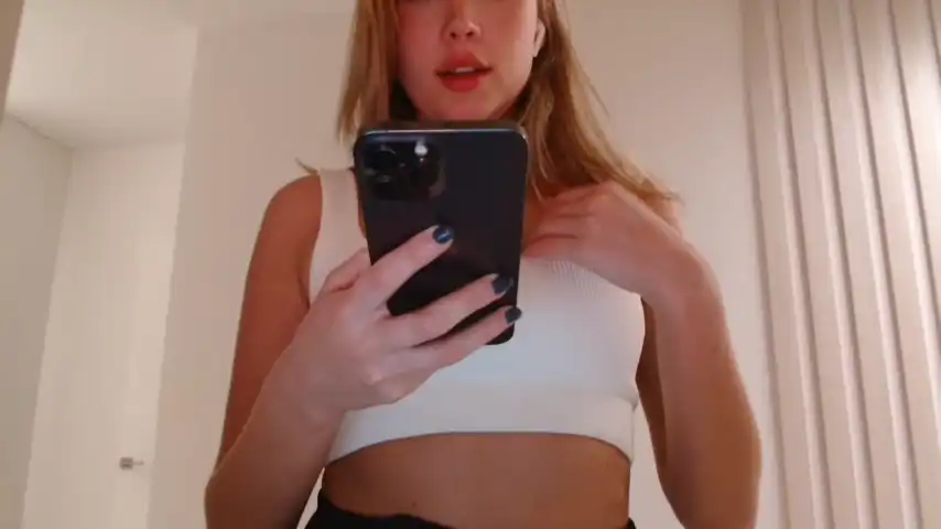 Bitter_moon – Chaturbate Live Show Record – 2025-01-18 18:43:56